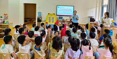 云南**走进安宁森林幼儿园开展口腔科普宣教活动